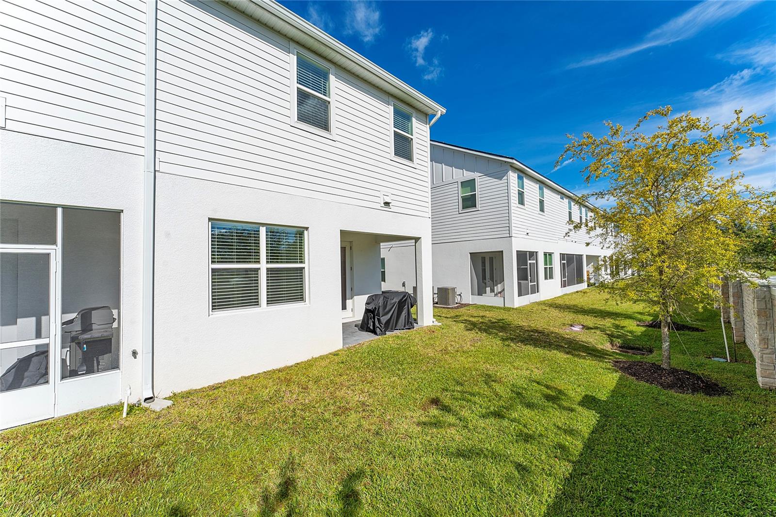 BRENTWOOD LANDING - Residential