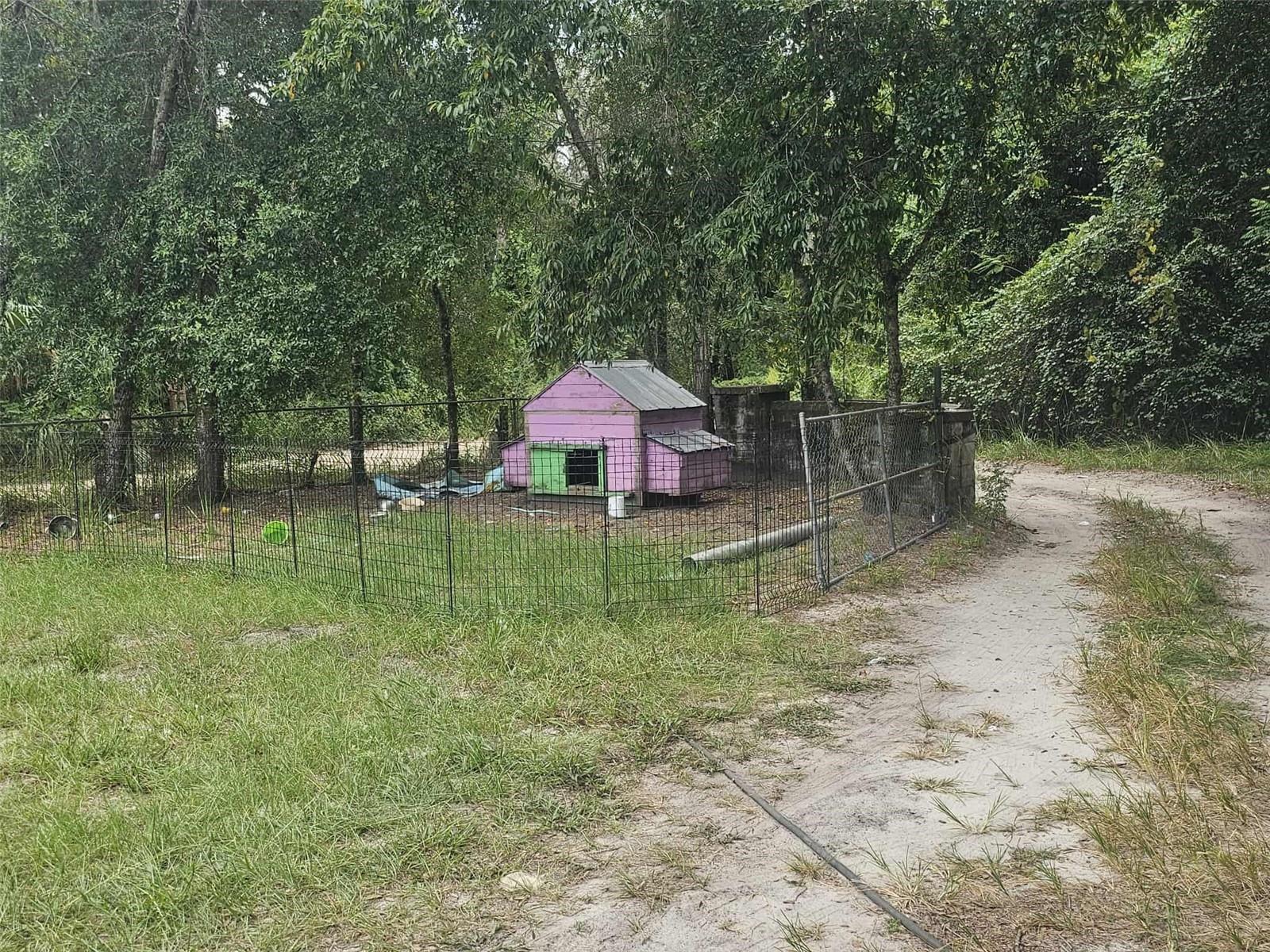 NOT IN A SUBDIVISION - Residential