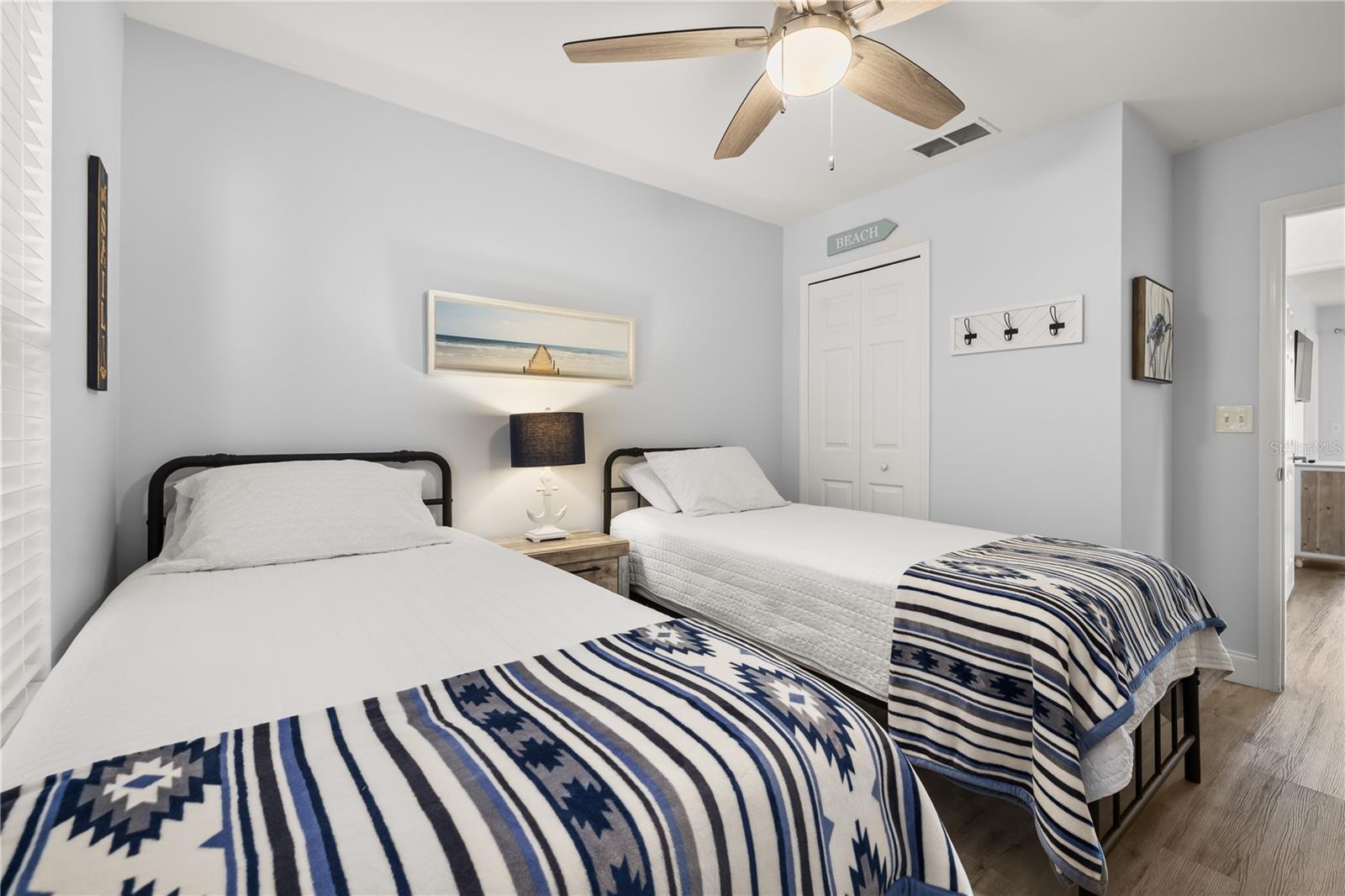 EMERALD ISLAND RESORT PH 2 - Residential