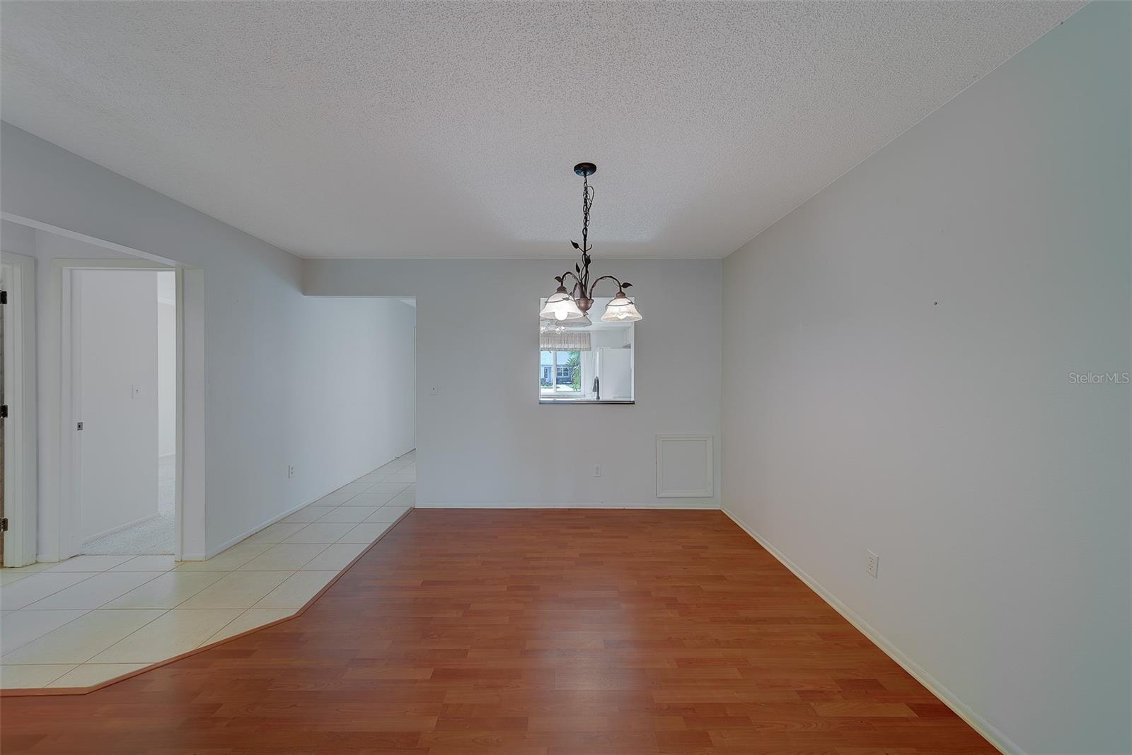 HIGHLAND LAKES VILLAS ON THE GREEN - Residential