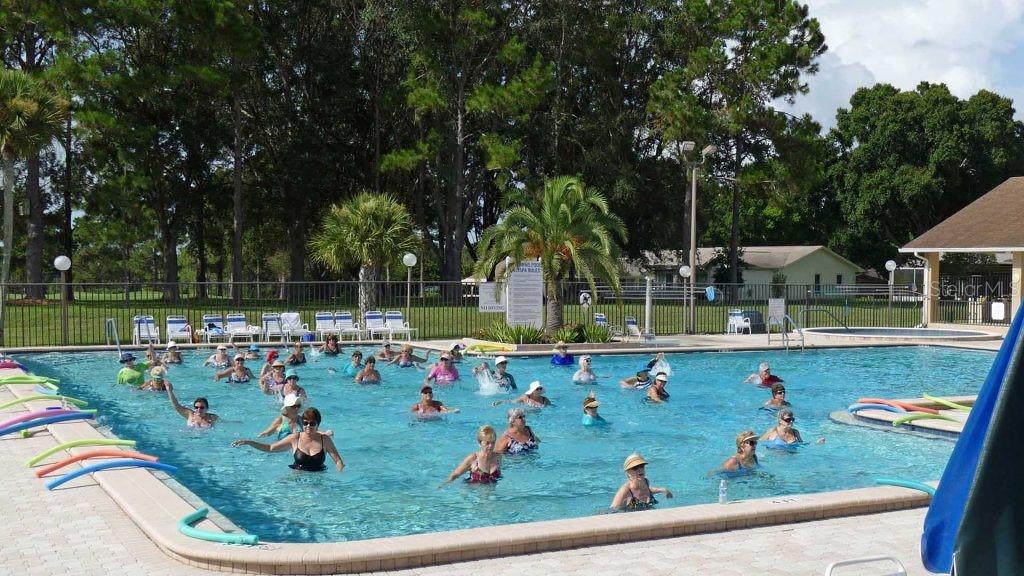 HIGHLAND LAKES VILLAS ON THE GREEN - Residential