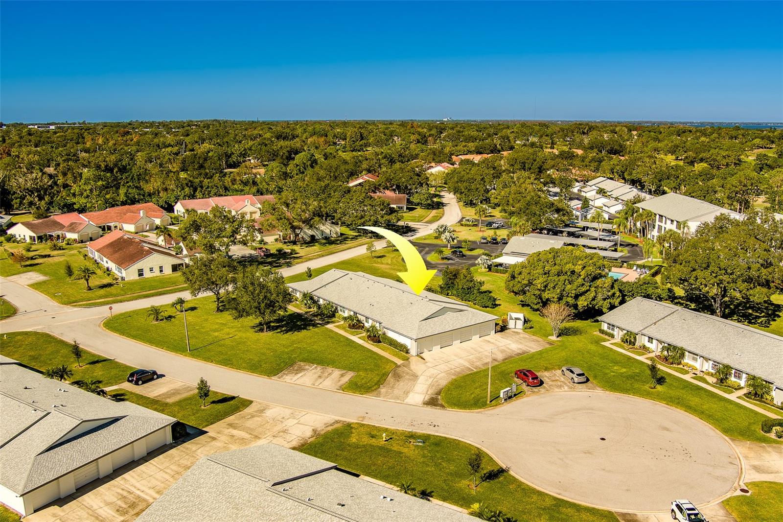 HIGHLAND LAKES VILLAS ON THE GREEN - Residential