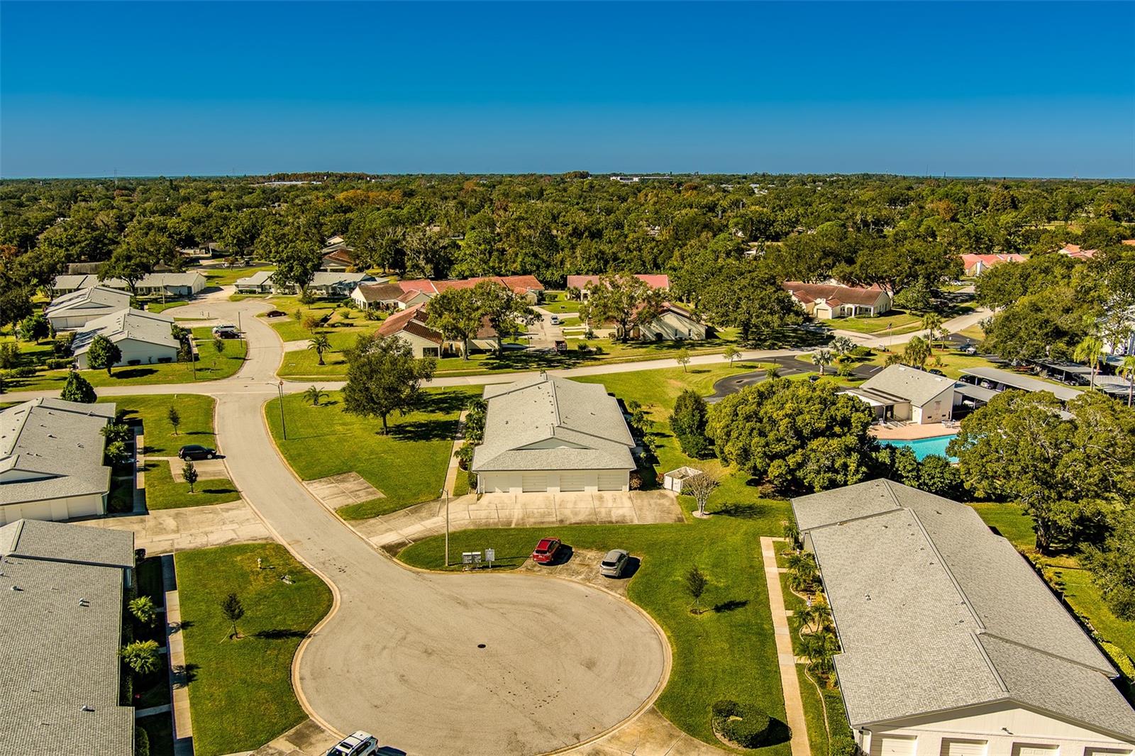 HIGHLAND LAKES VILLAS ON THE GREEN - Residential