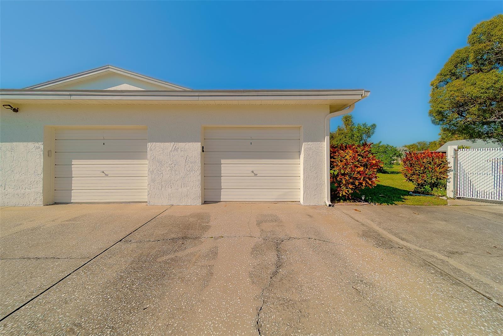 HIGHLAND LAKES VILLAS ON THE GREEN - Residential