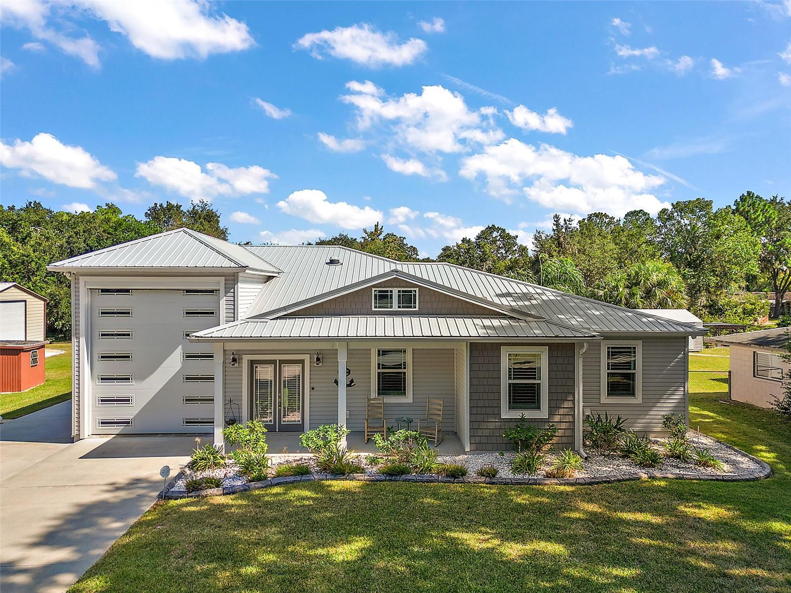 GLENNS COVE ADD 01 - Residential