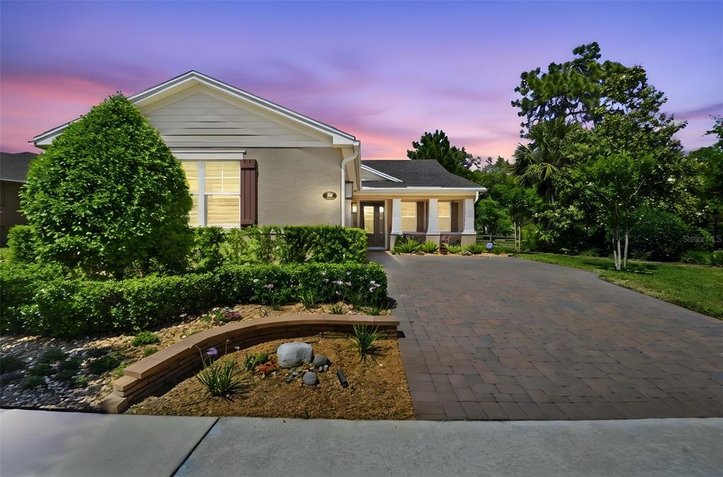 Photo of 103 Old Moss Circle, Deland, FL 32724 (MLS # V4948545)