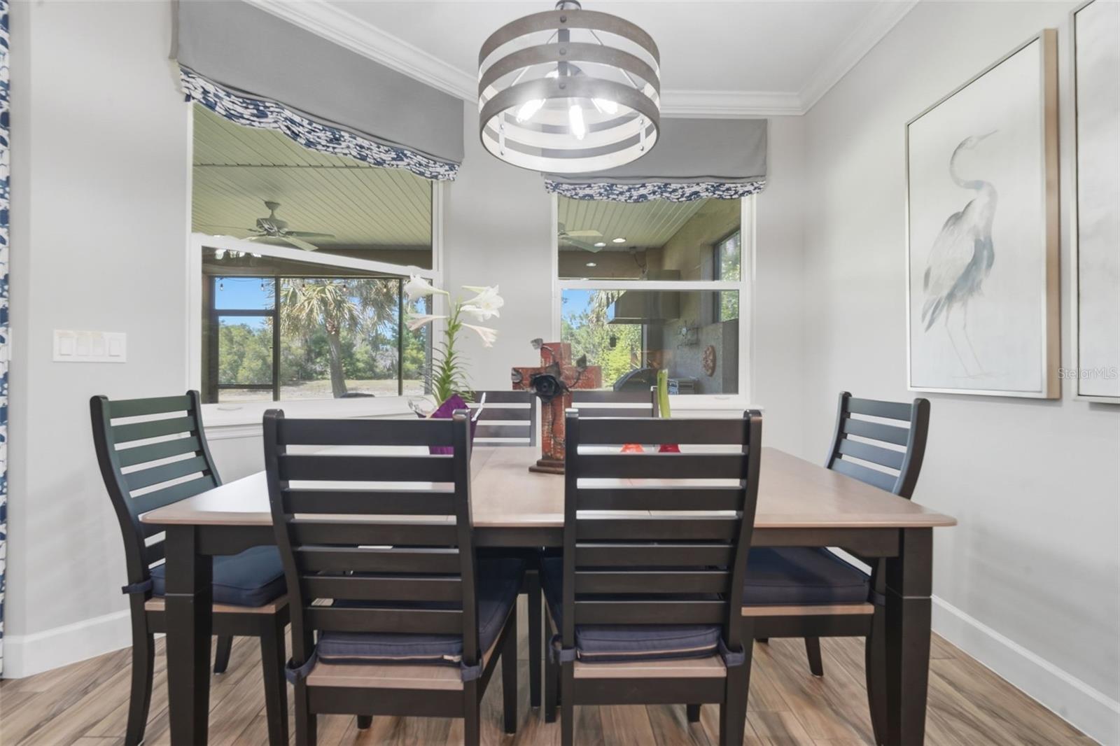 VICTORIA GARDENS MODEL CENTER - Residential