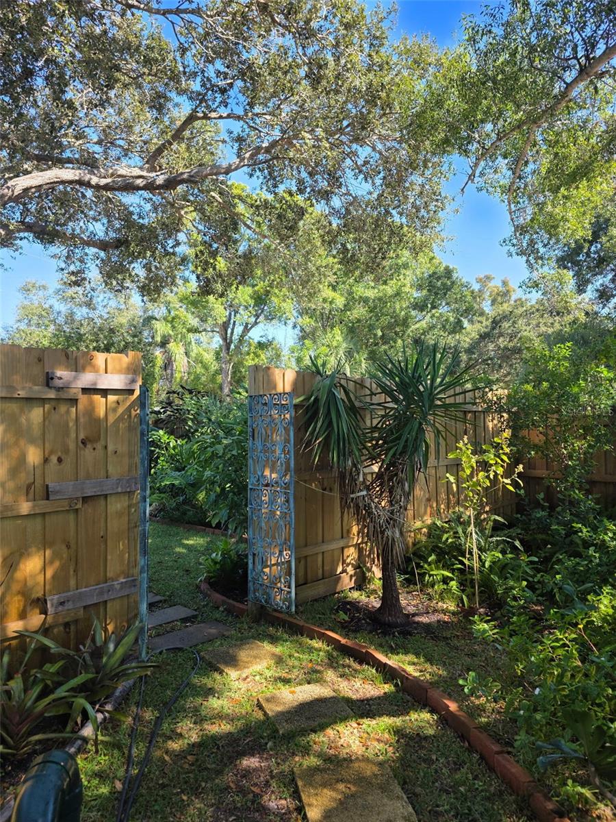 RIVERWOOD PARK AMD - Residential