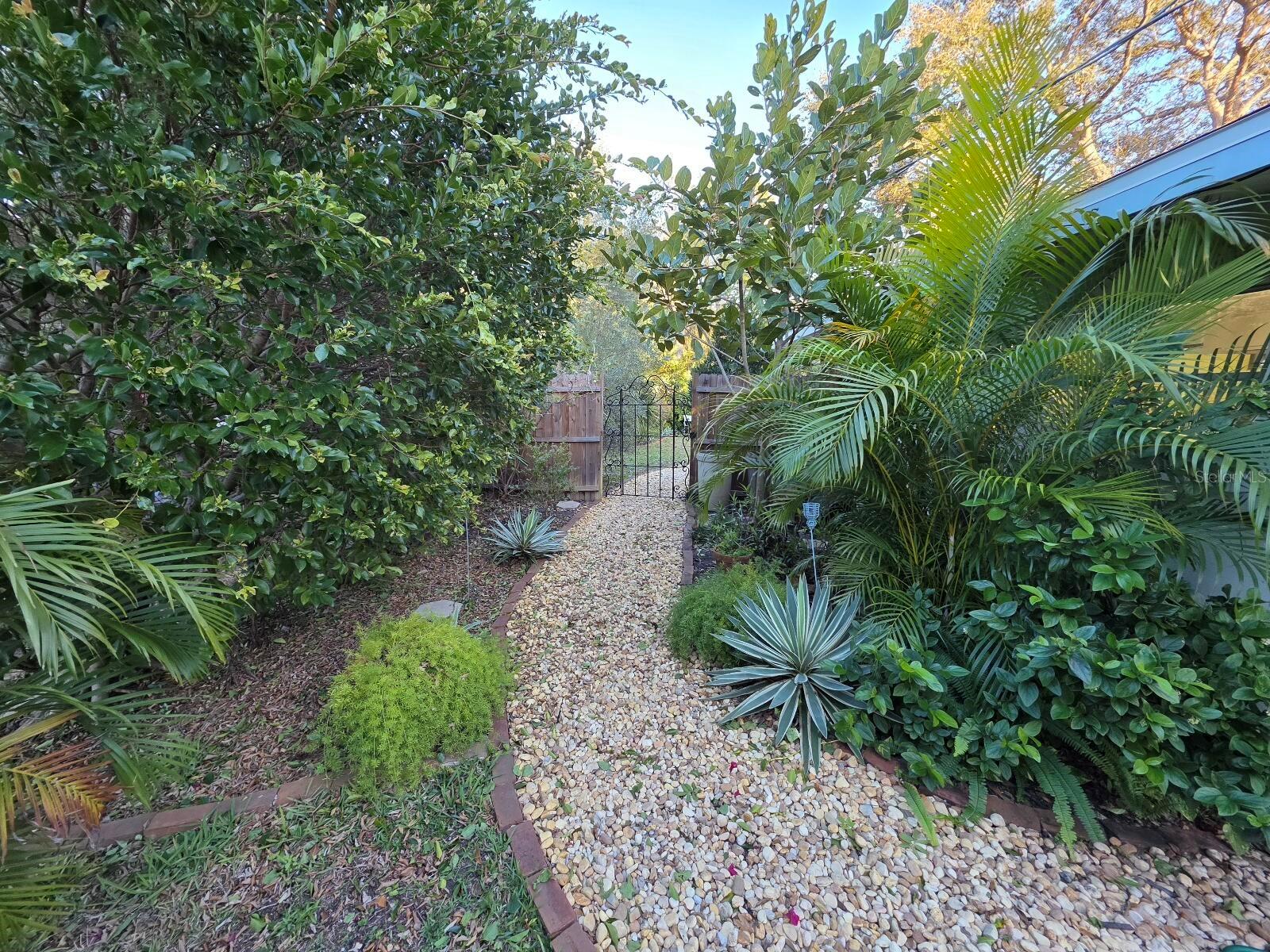 RIVERWOOD PARK AMD - Residential