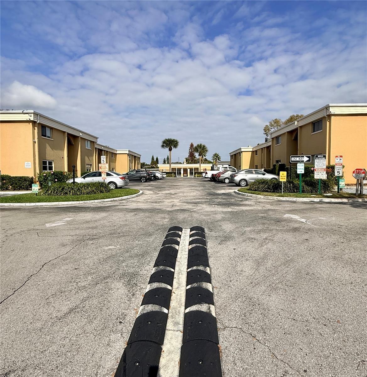 ASHWOOD CONDO - Residential