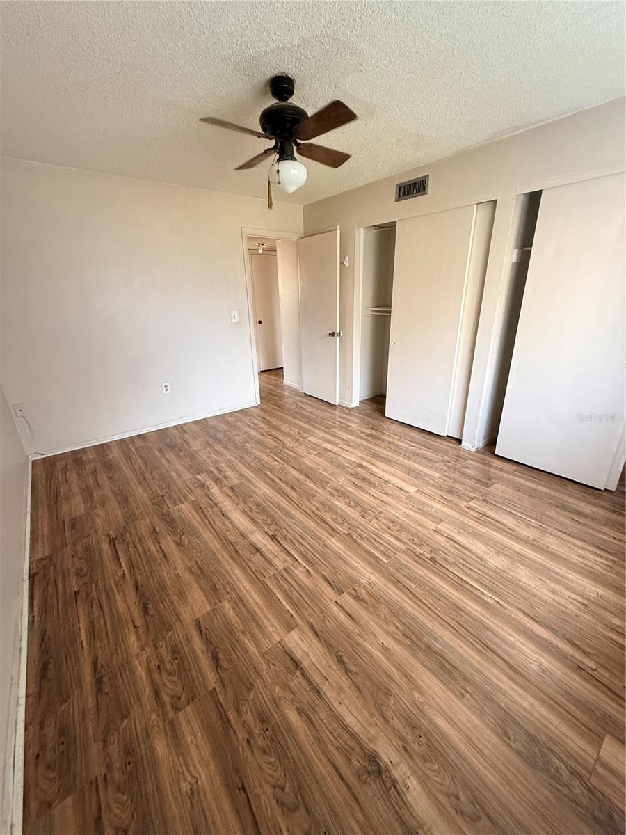 ASHWOOD CONDO - Residential