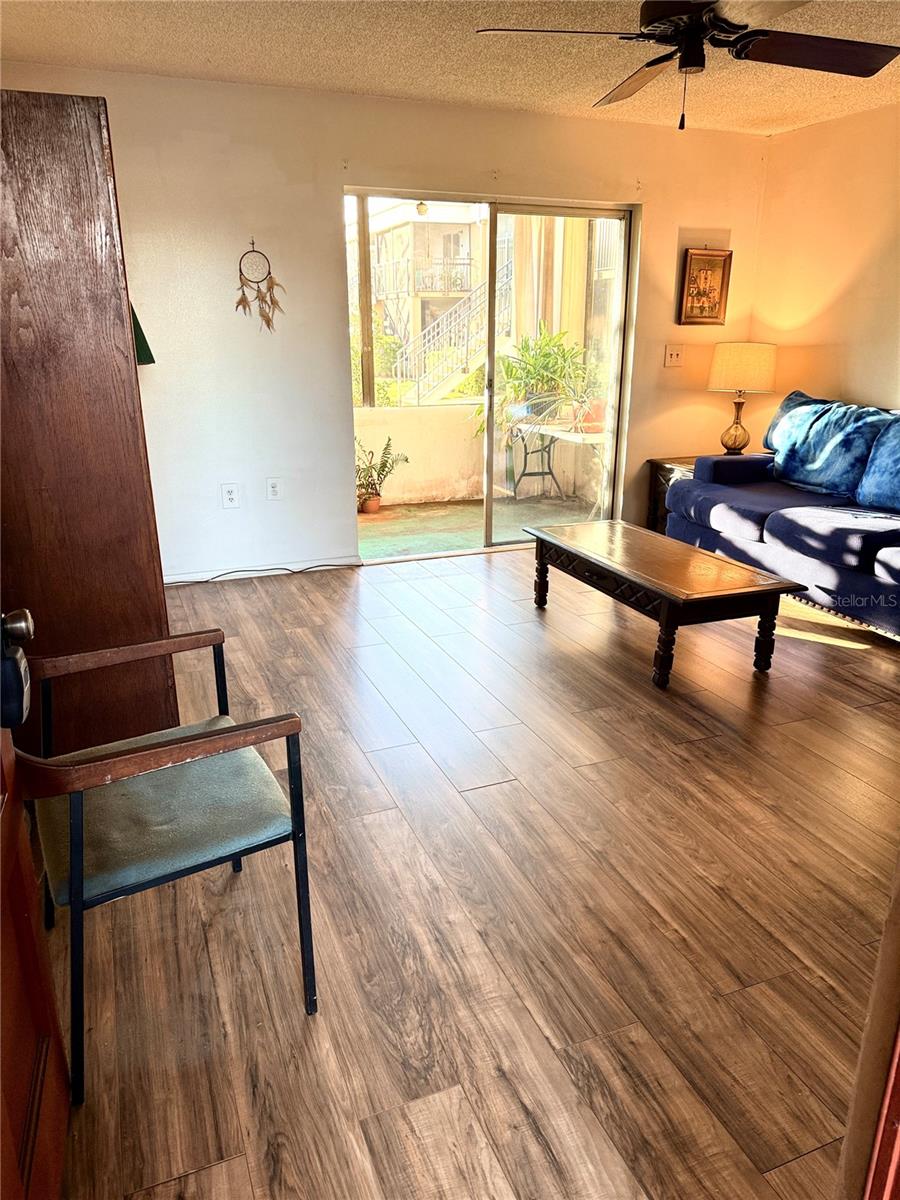 ASHWOOD CONDO - Residential