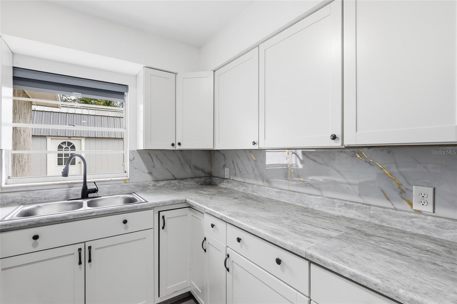 VALENCIA HILLS SUB - Residential