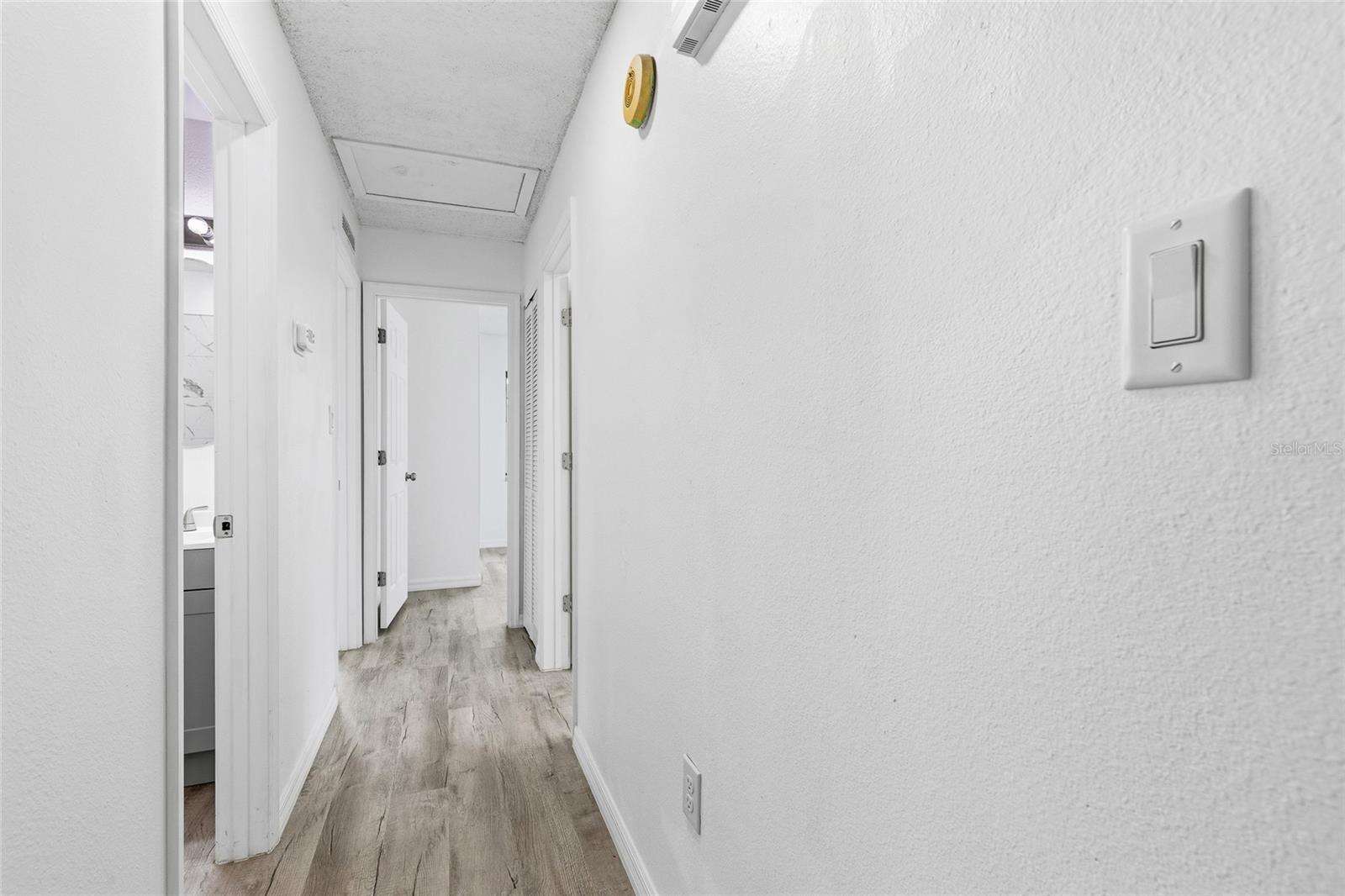 VALENCIA HILLS SUB - Residential