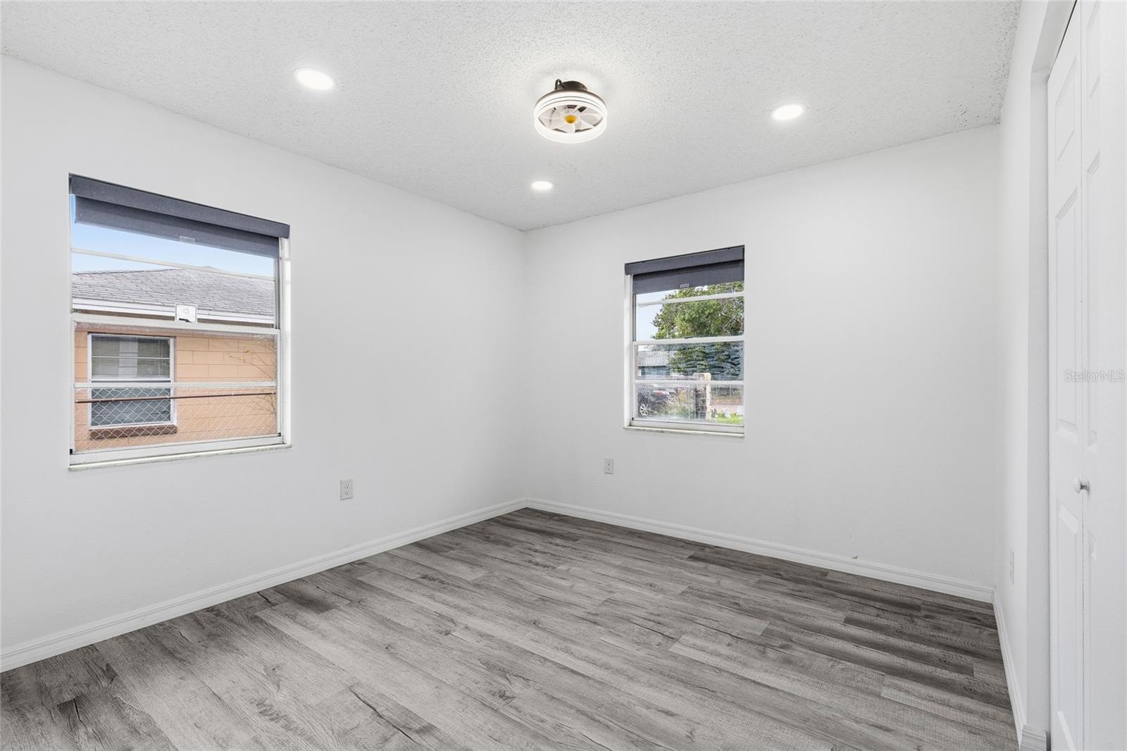 VALENCIA HILLS SUB - Residential