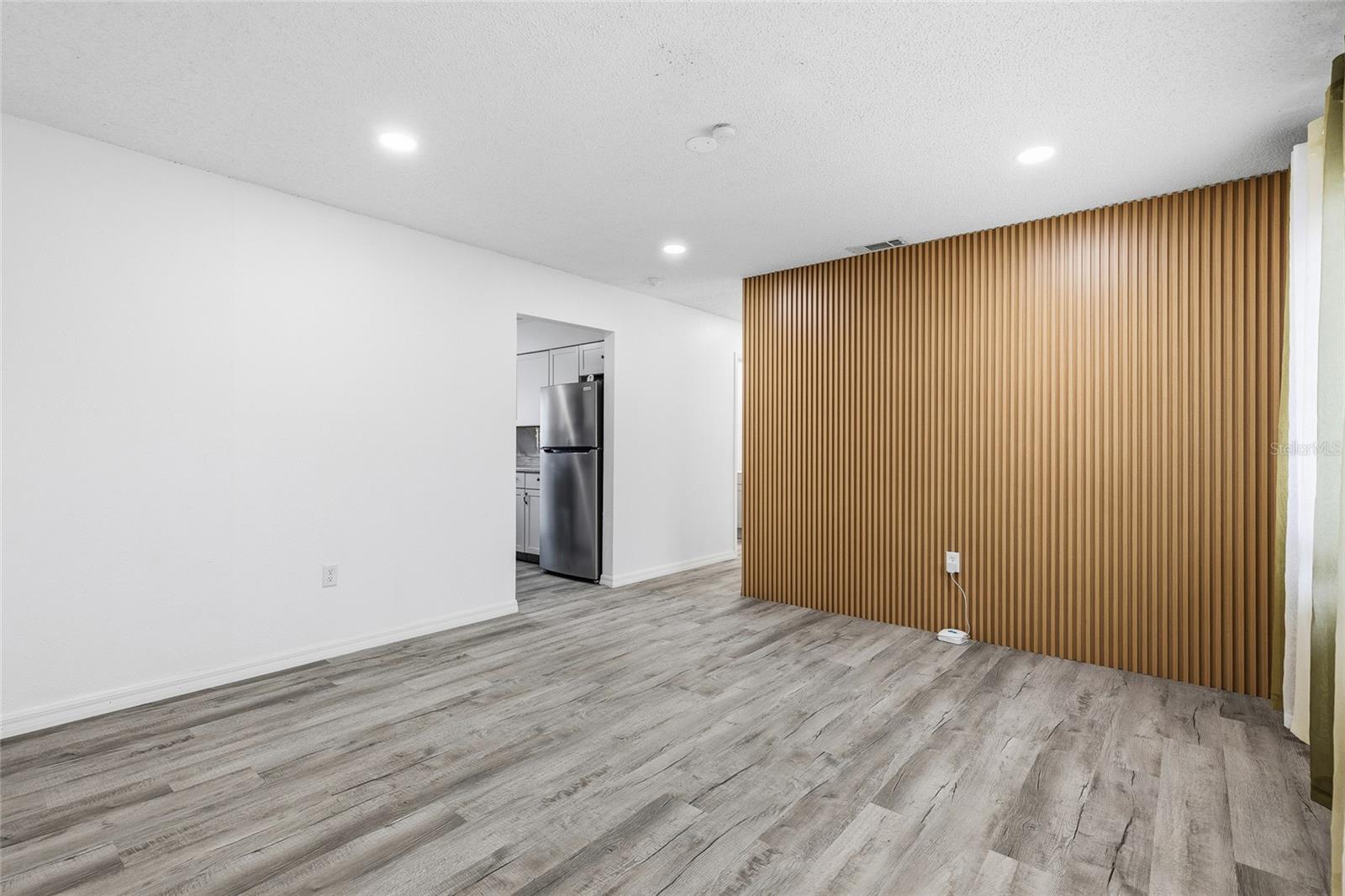 VALENCIA HILLS SUB - Residential