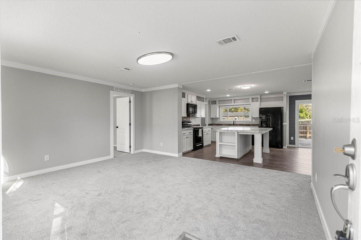 SOUTHGATE MOBILE MANOR - Residential