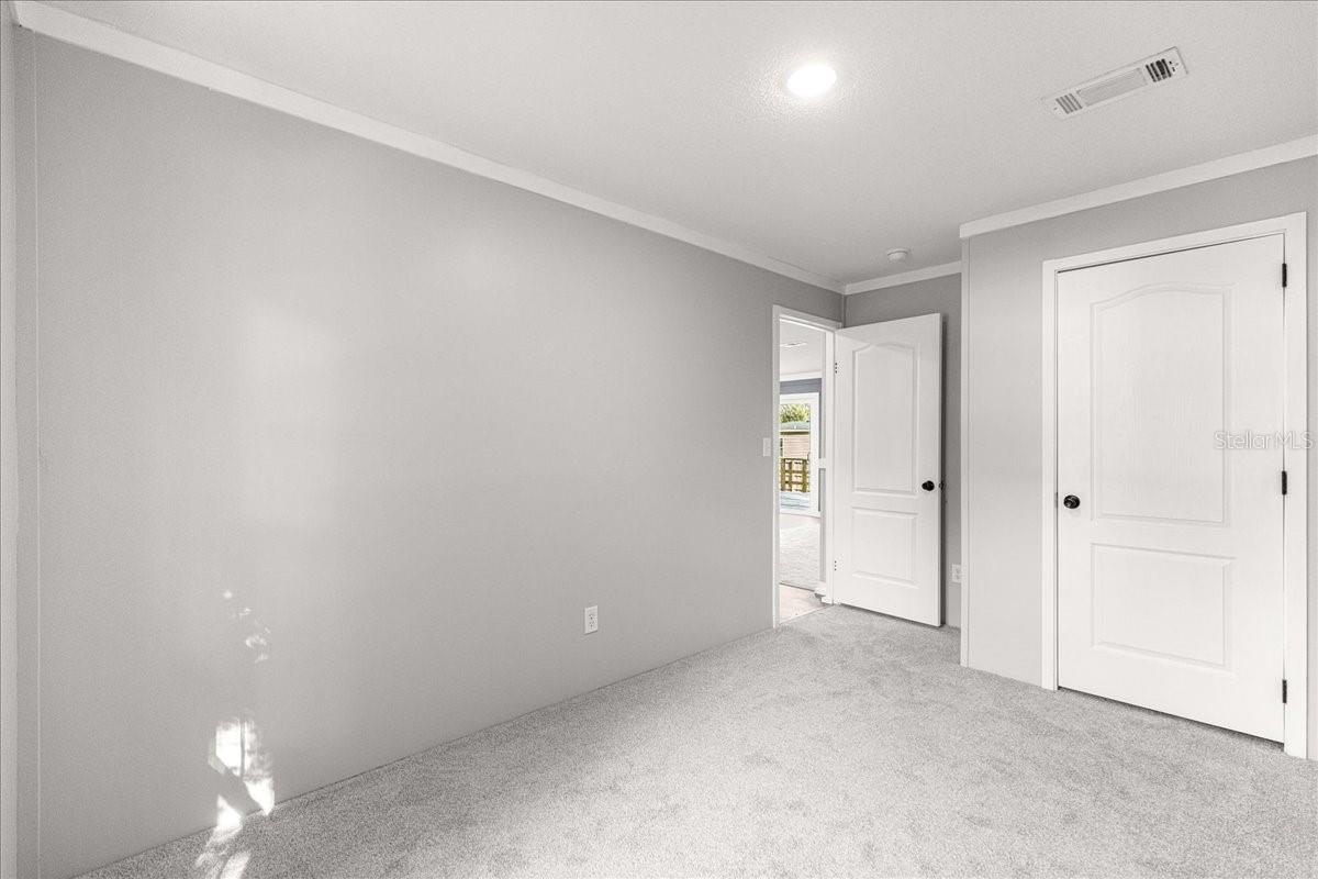 SOUTHGATE MOBILE MANOR - Residential