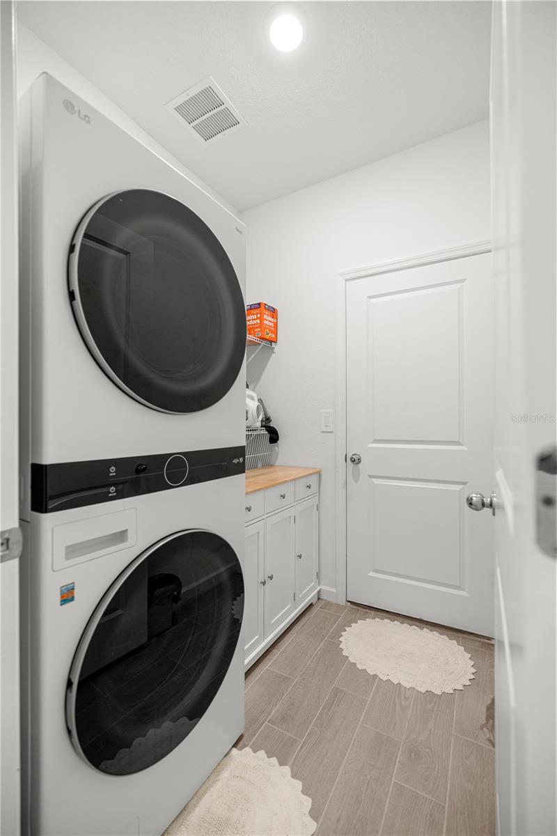 COUNTRY LANE ESTATES - Residential