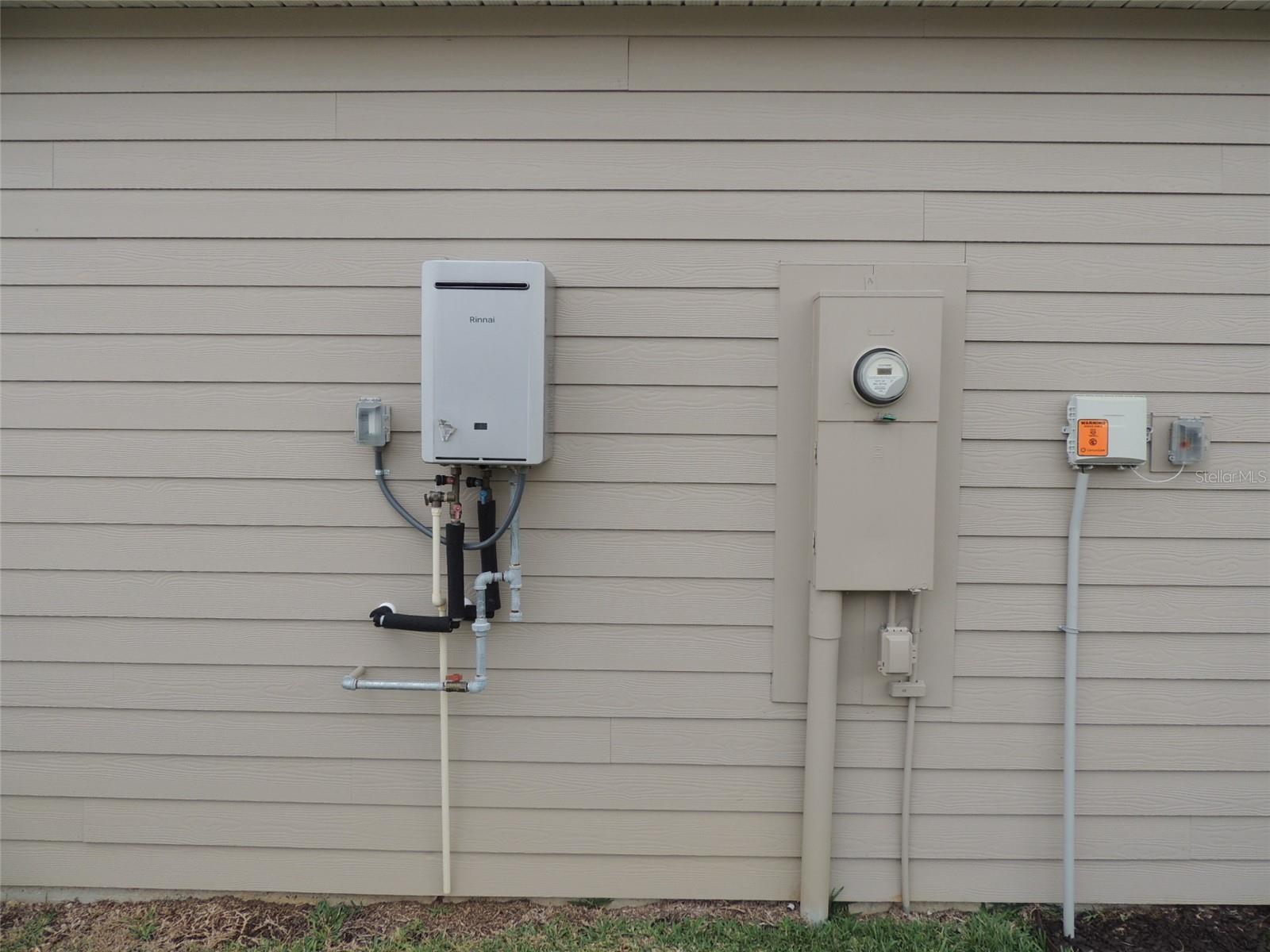 COUNTRY LANE ESTATES - Residential