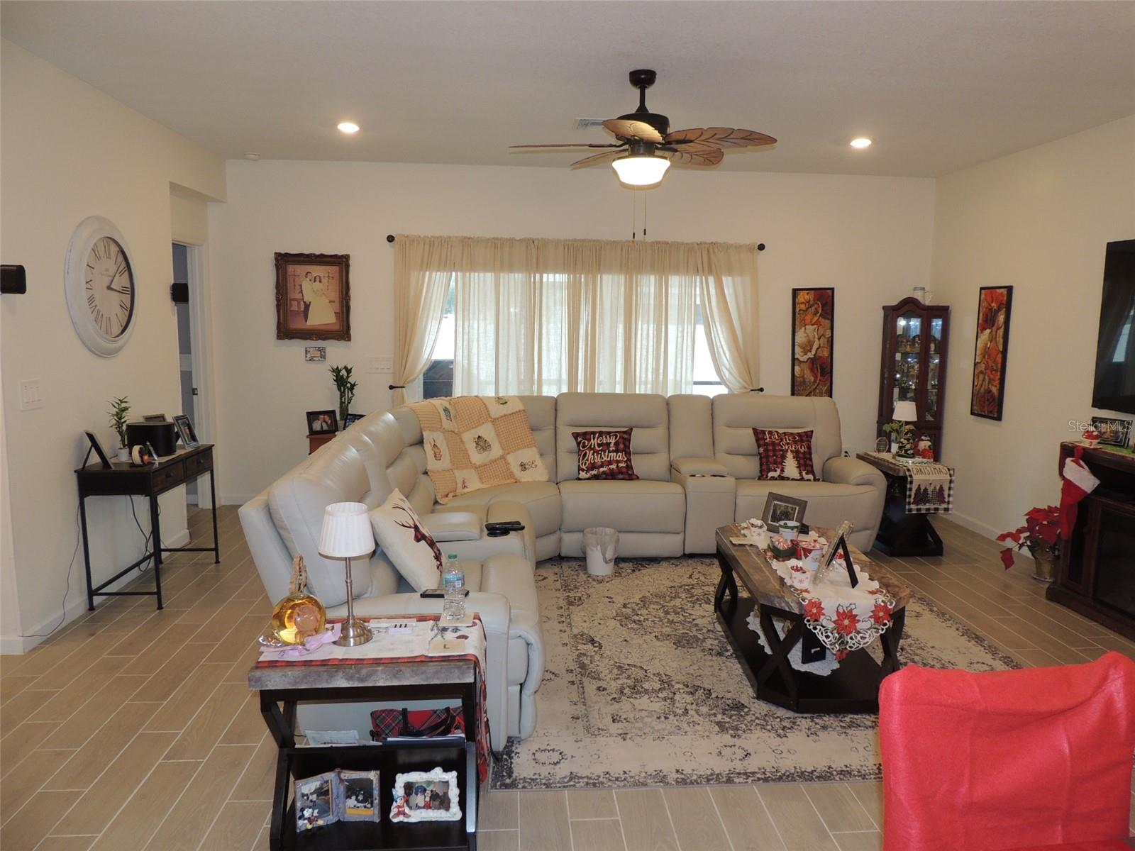 COUNTRY LANE ESTATES - Residential