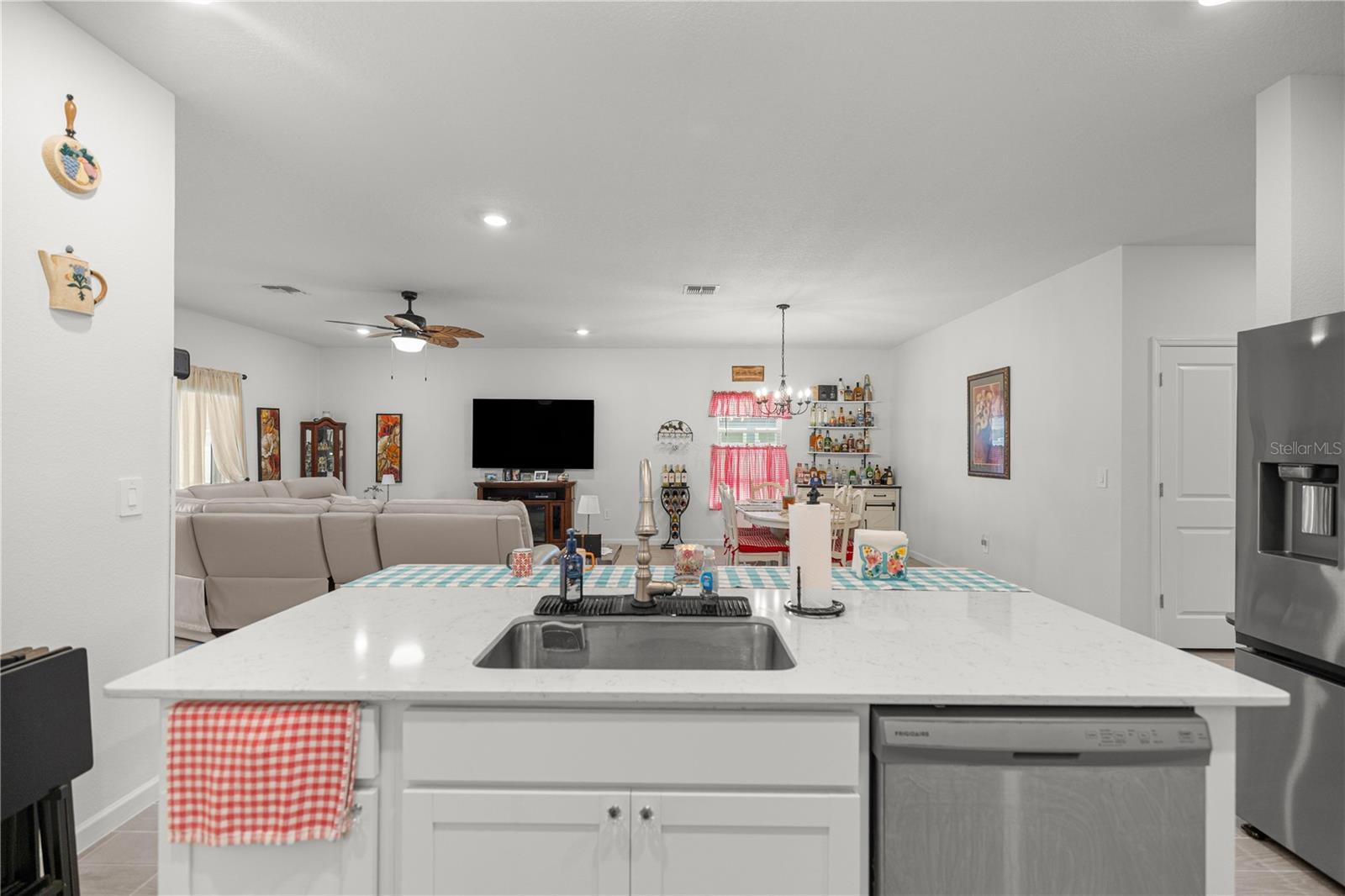 COUNTRY LANE ESTATES - Residential