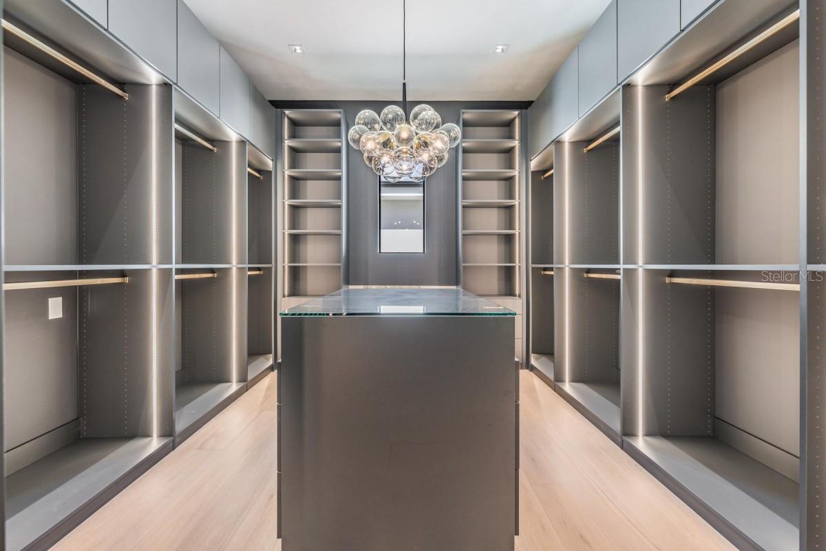 BEACH PARK ANNEX - Residential