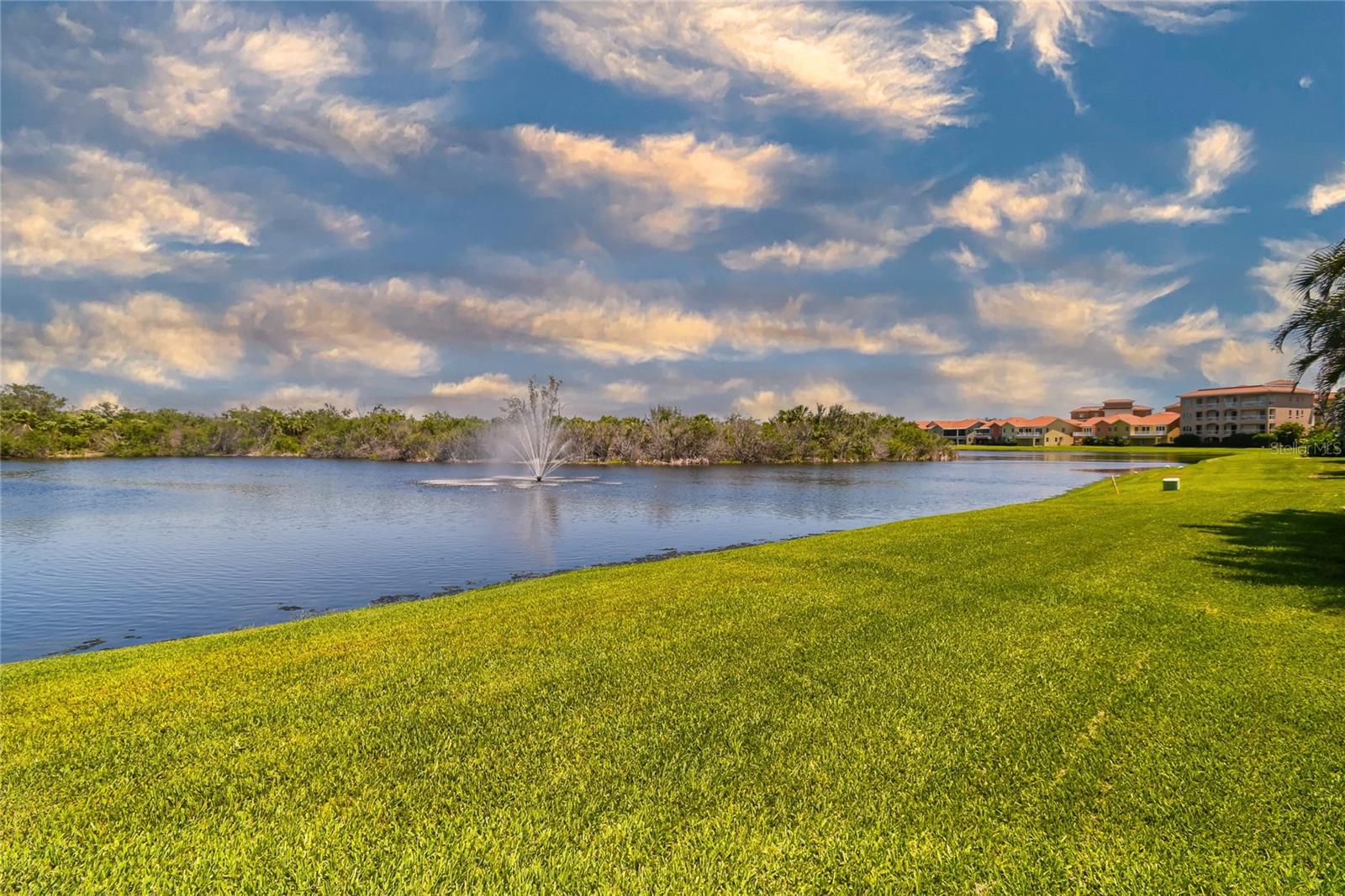 MARINA BAY GARDEN VILLAS - Residential