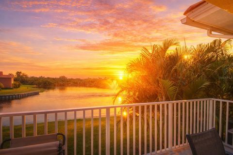 17 FRANKLIN COURT S C ST PETERSBURG FL 33711