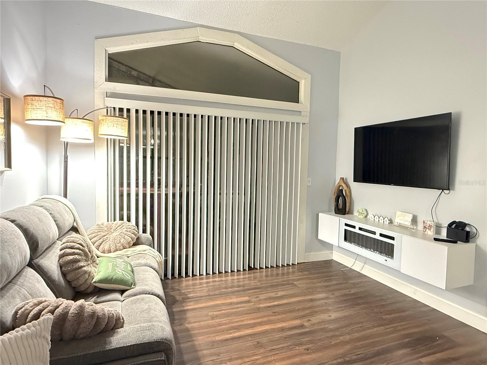 STONEBRIDGE - Residential