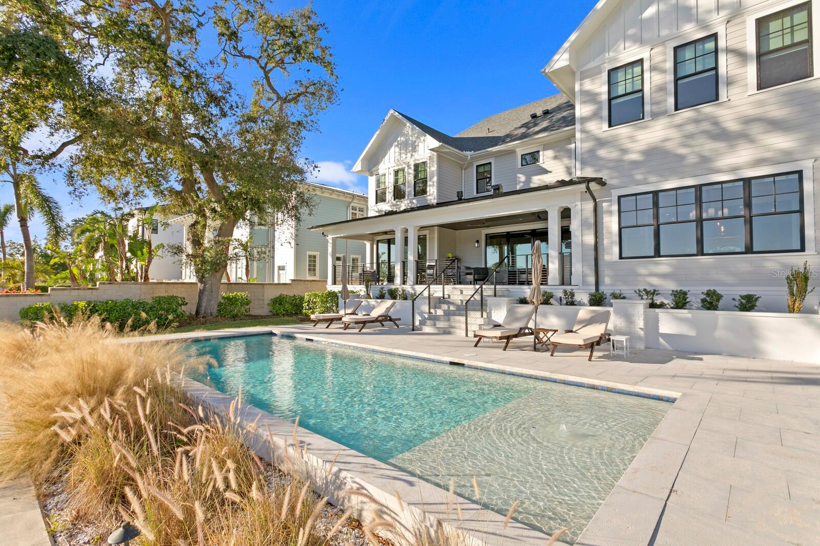 SUNSET PARK ISLES UNIT 2 - Residential