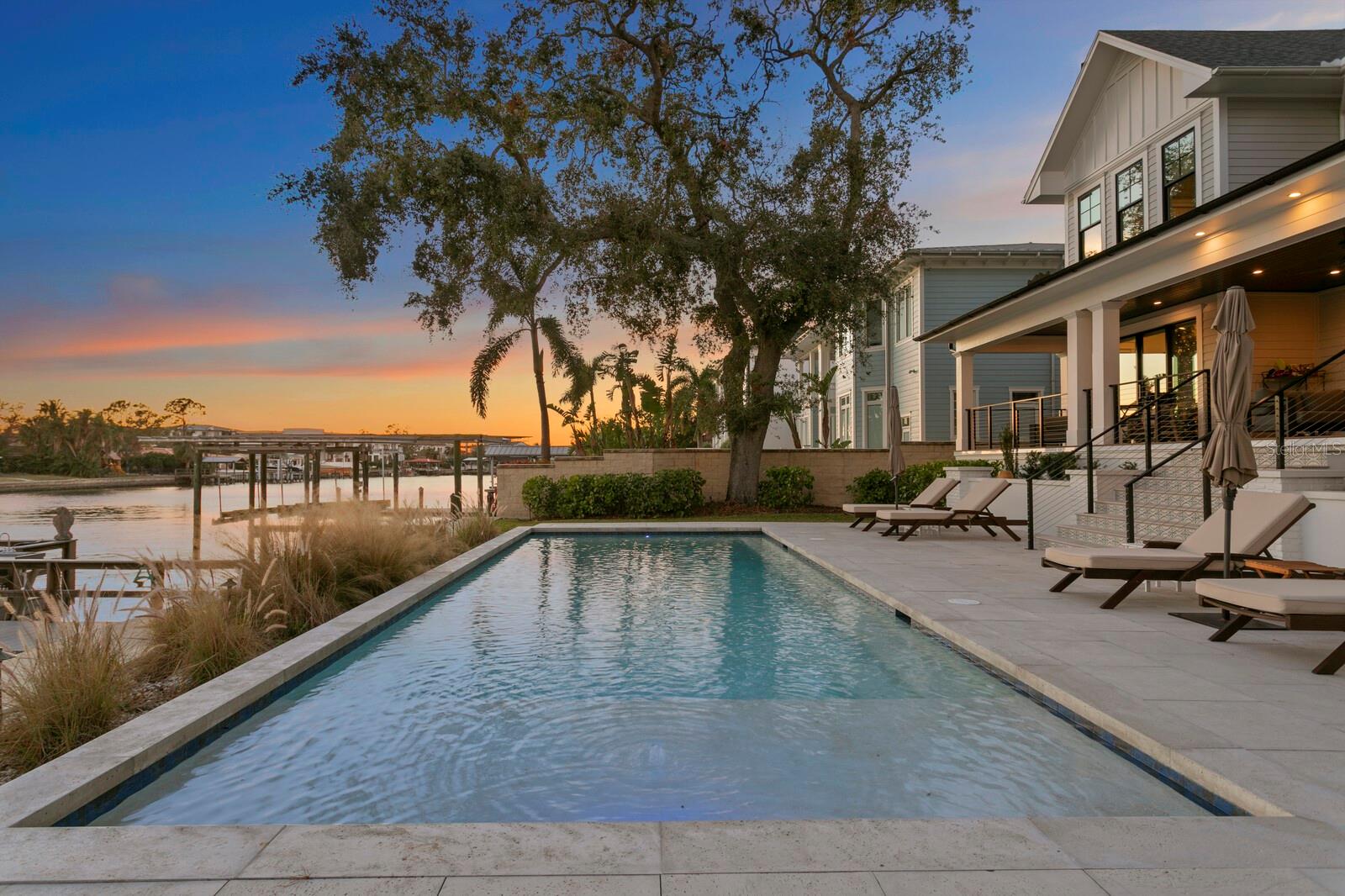 SUNSET PARK ISLES UNIT 2 - Residential