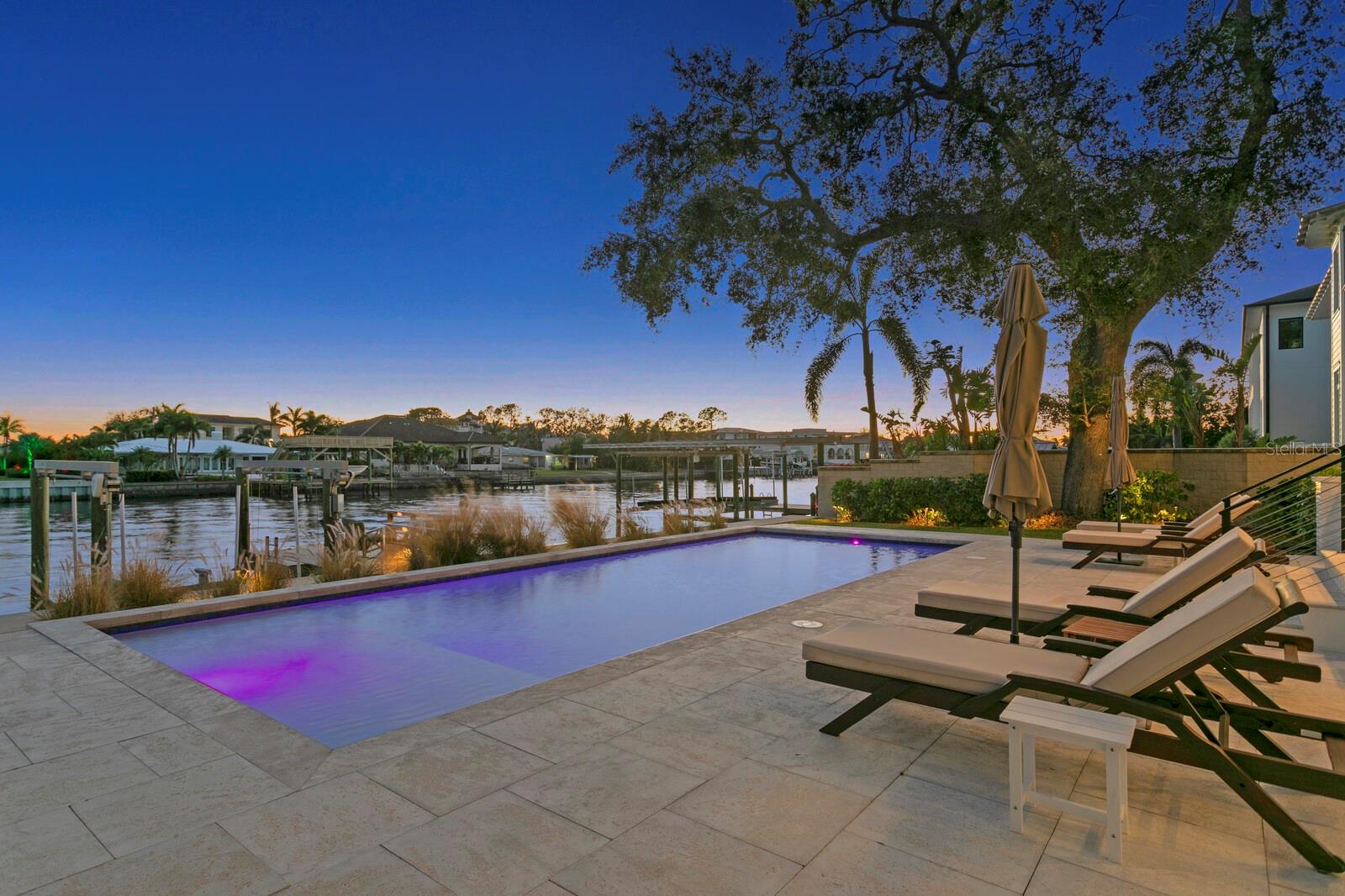 SUNSET PARK ISLES UNIT 2 - Residential