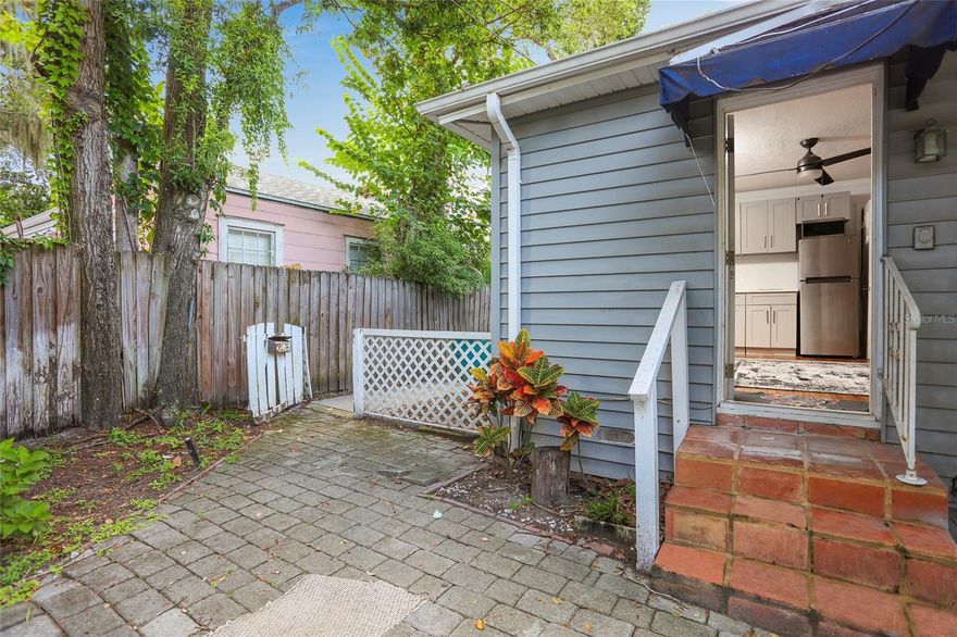 All UTILITIES INCLUDED!!! It is an excellent unit nestled in the heart of Delaney Park, minutes from ORMC, shopping, and dining. 1/2 duplex, efficiency unit. Rent includes electricity, water, sewer, trash, and a Washer and Dryer. One car assigned parking.