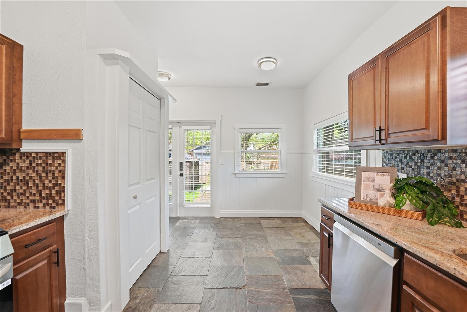 C H BROWNS ADD - Residential