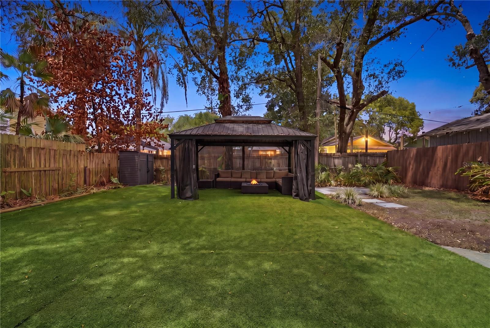C H BROWNS ADD - Residential