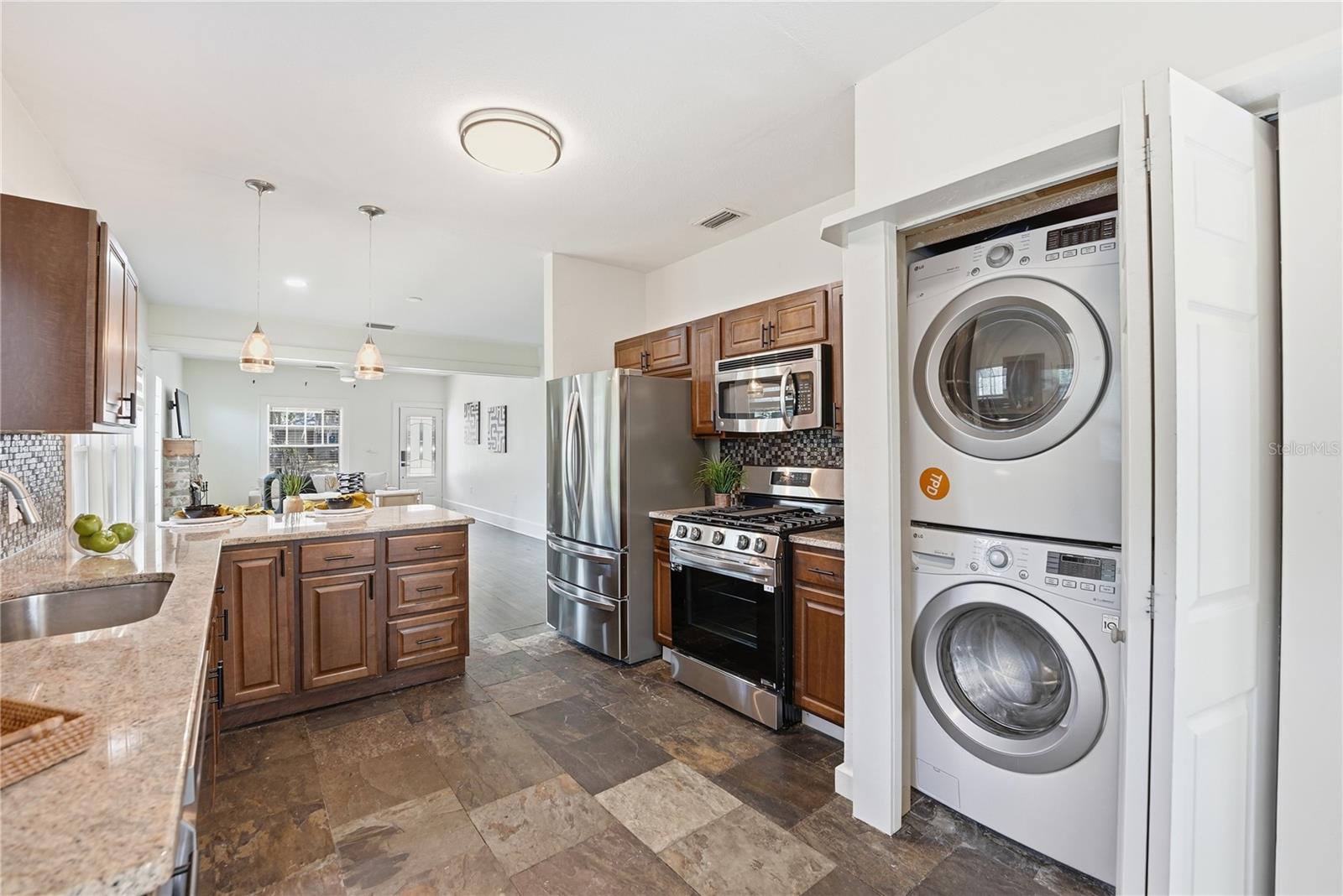 C H BROWNS ADD - Residential