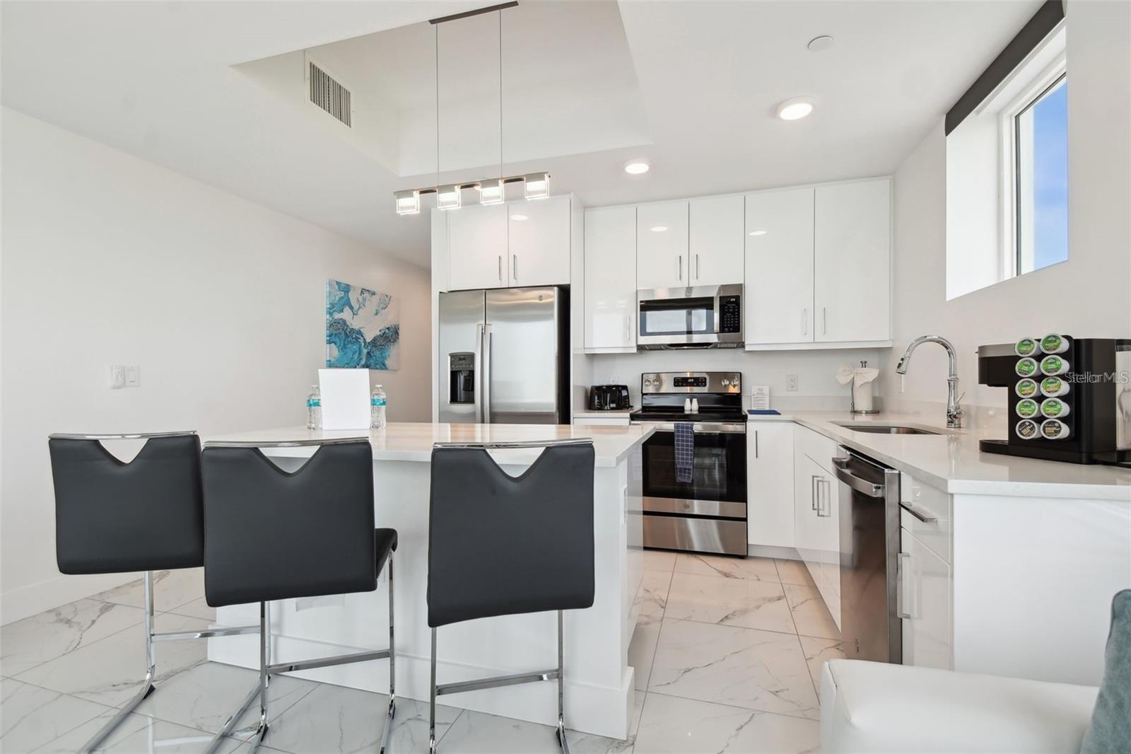 11500 GULF BOULEVARD 201