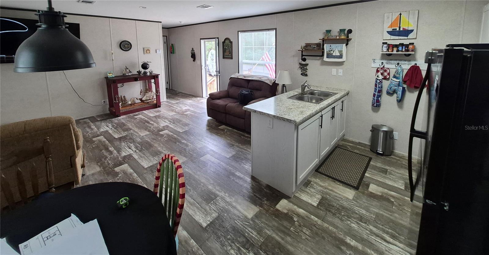 000942-HILTOP VILLAGE - Residential