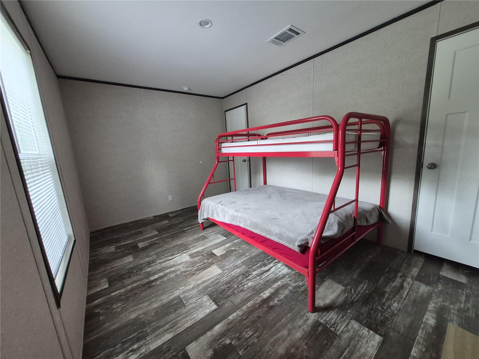 000942-HILTOP VILLAGE - Residential