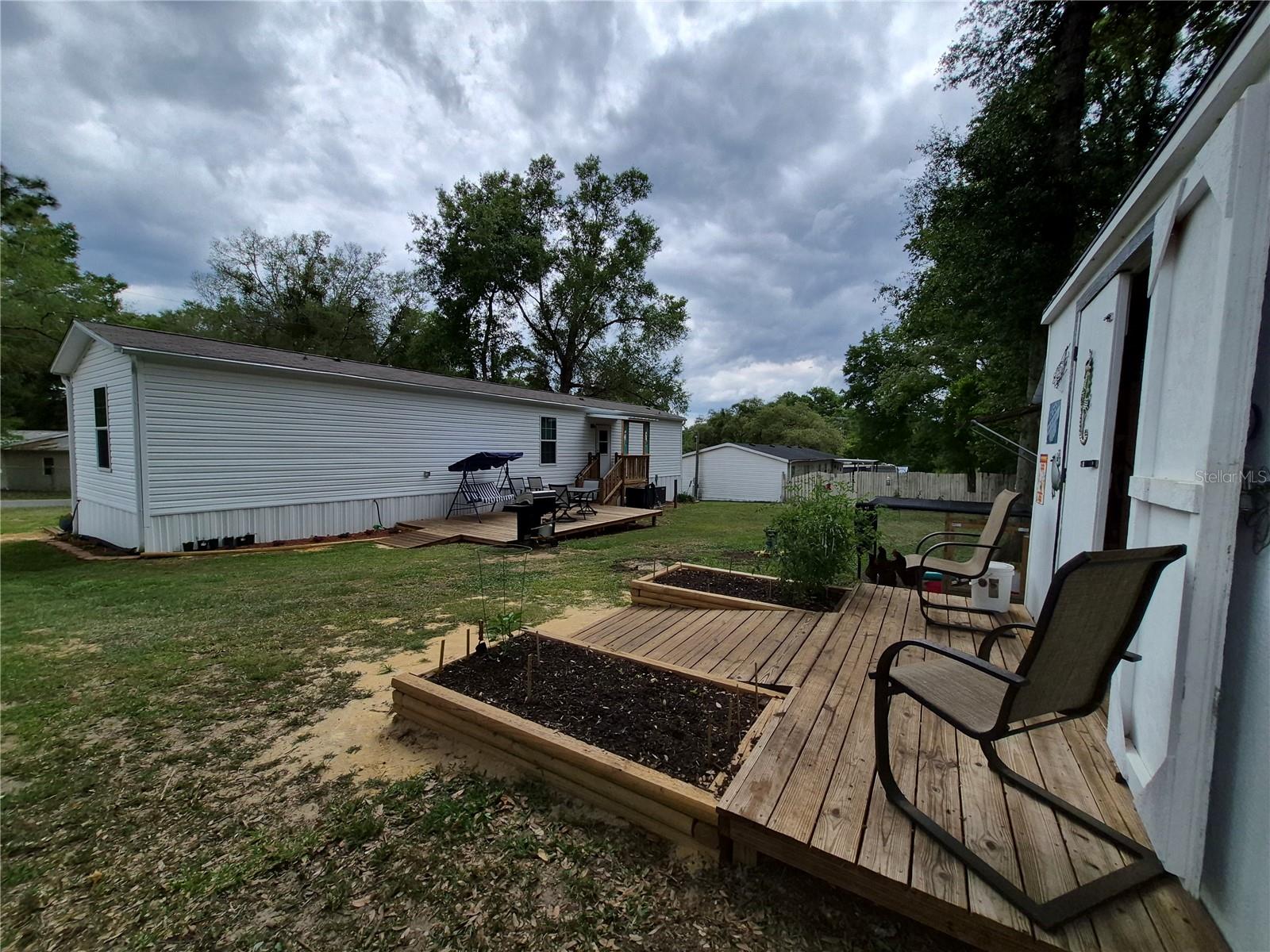 000942-HILTOP VILLAGE - Residential