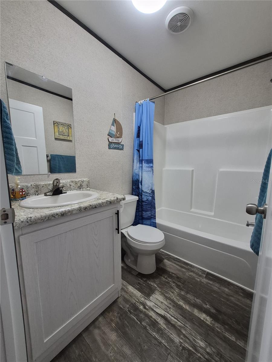 000942-HILTOP VILLAGE - Residential