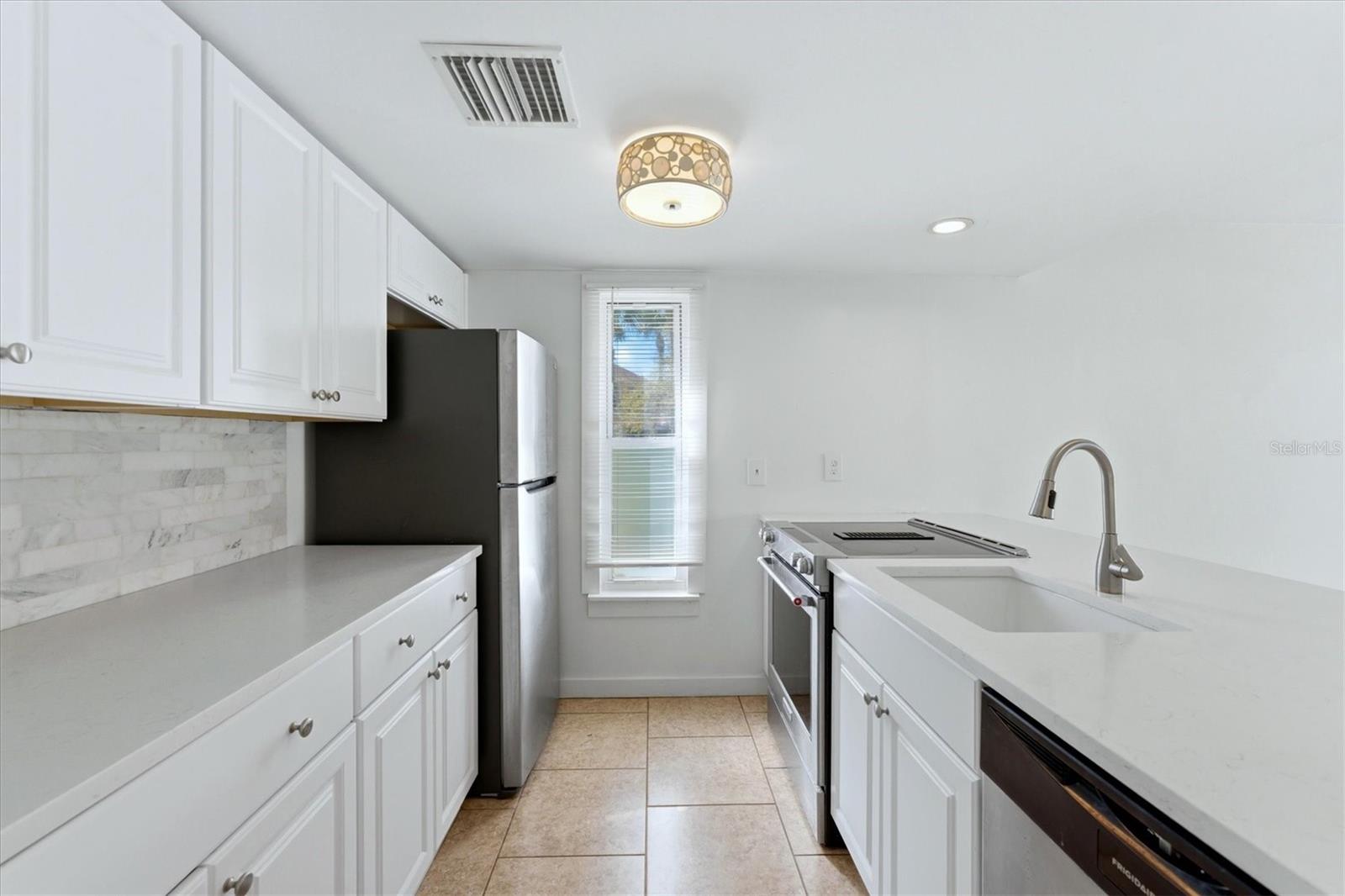 BERMUDA BAY BEACH CONDO - Residential