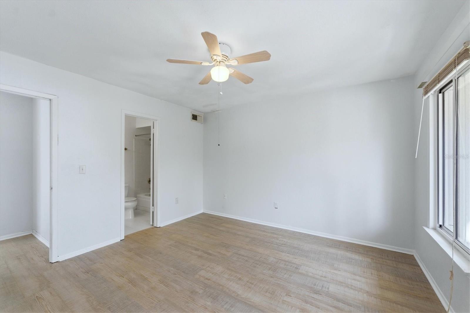 BERMUDA BAY BEACH CONDO - Residential