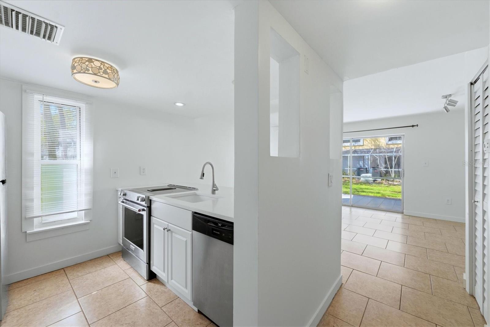 BERMUDA BAY BEACH CONDO - Residential