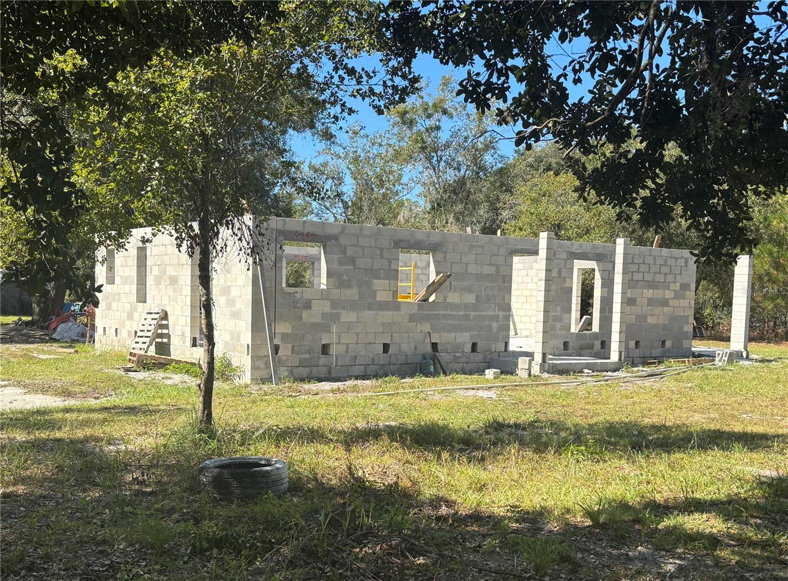 WOODS RANCHING & FARMING TR - Land