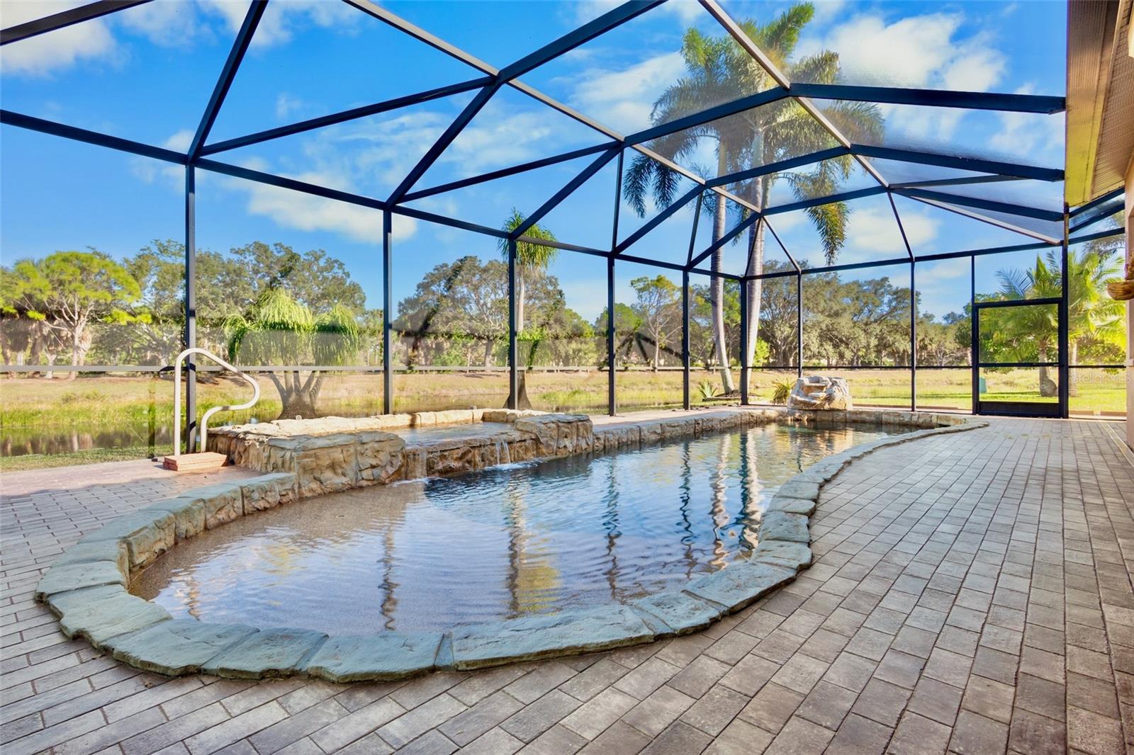 TURTLE ROCK - Residential