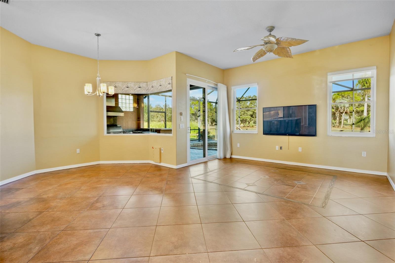 TURTLE ROCK - Residential