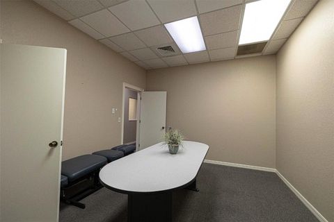 Tiny photo for 5608 SE 113th Street, Belleview, FL 34420 (MLS # OM712532)