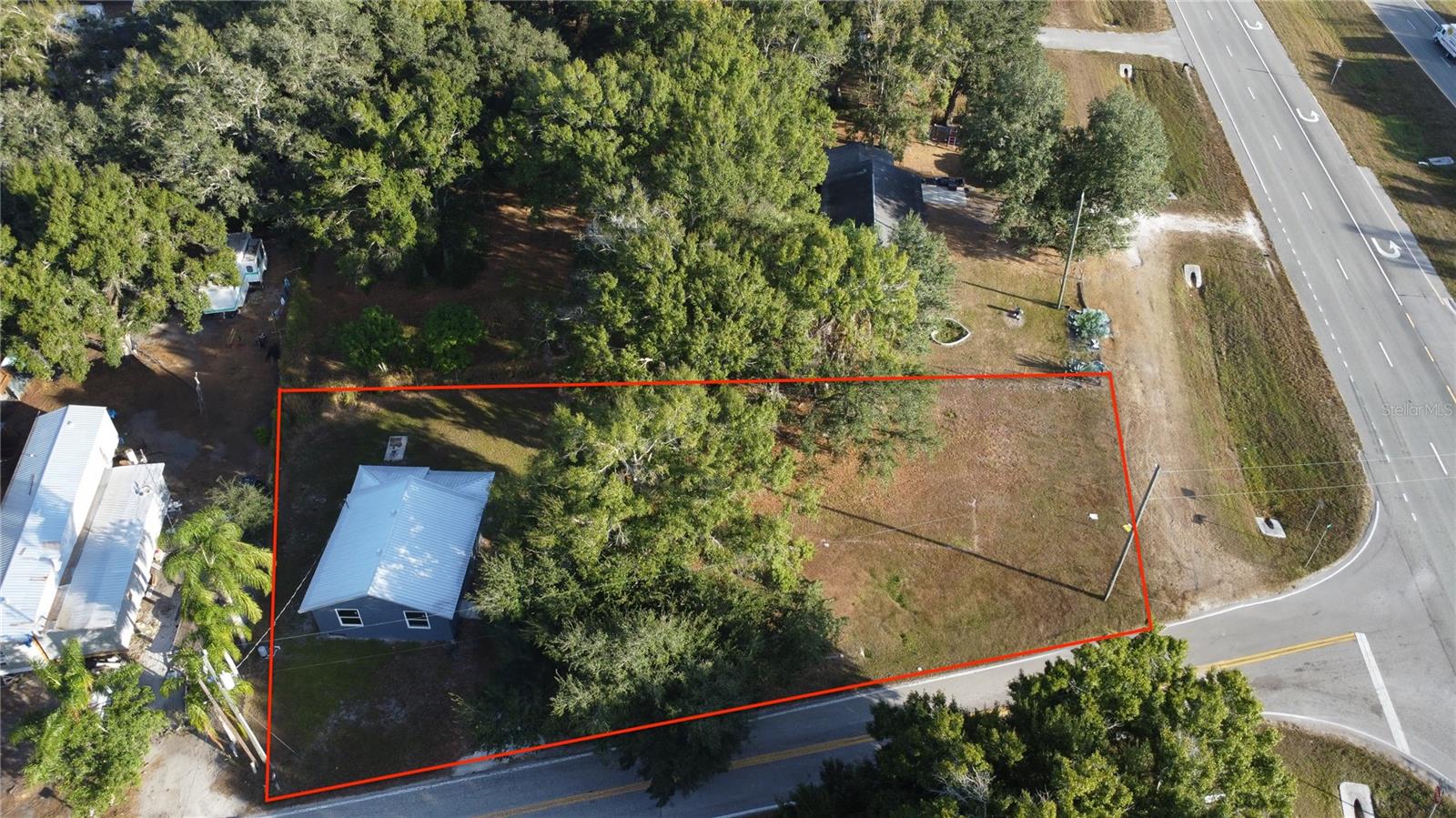 H L & Z S HOLLINGSWORTH ADD - Residential